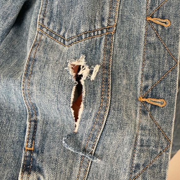 Old Navy boyfriend denim jacket - Picture 4 of 5